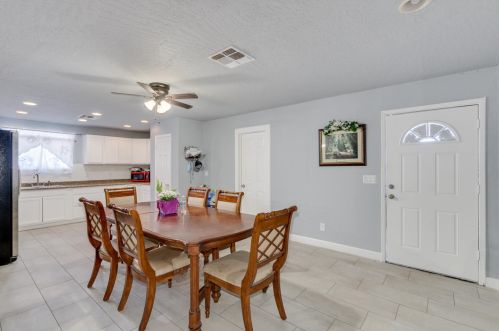 4419 Earll Dr, Phoenix AZ  85031-3821 exterior