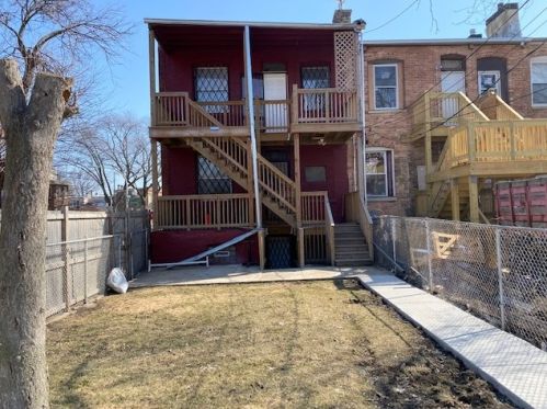 656 Monticello Ave, Chicago IL 60618-5320 exterior