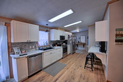 12500 Okemos Rd, Portland MI 48875-1800 exterior