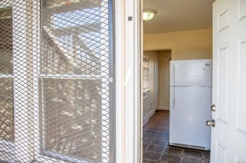 48 Morris St, Springfield MA 01105-2001 exterior