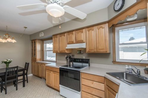 5640 Allerton Ave, Milwaukee WI 53221-2155 exterior