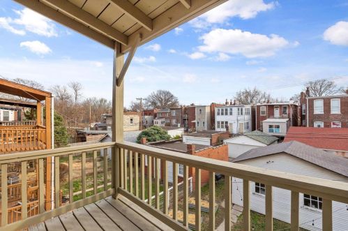 4030 Flad Ave, Saint Louis MO 63110-3924 exterior