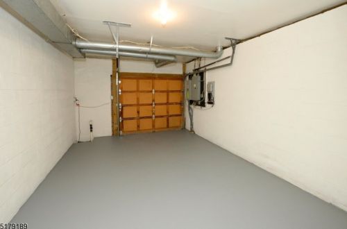 26 Pasadena Pl, Paterson NJ 07506-3413 exterior