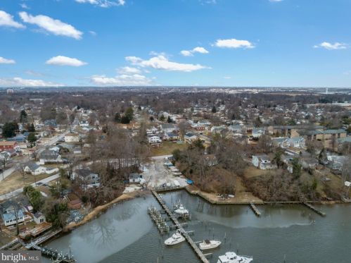 7806 Leymar Rd, Glen Burnie MD exterior