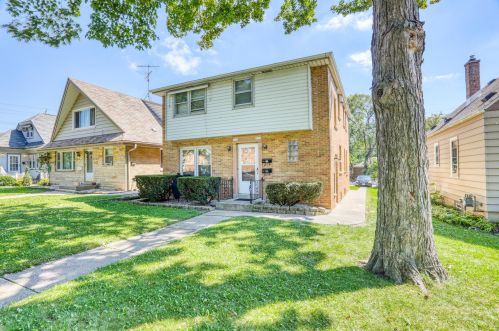 3134 49th St, Milwaukee, WI 53219-4636