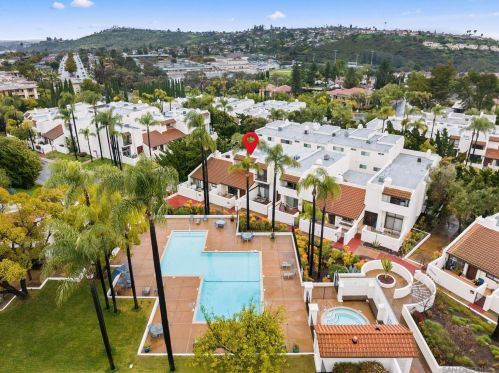 6786 Caminito Del Greco, San Diego, CA 92120-2219