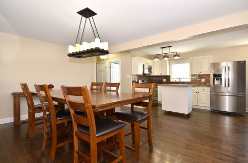 6004 60 St, Chicago IL 60638-4315 exterior