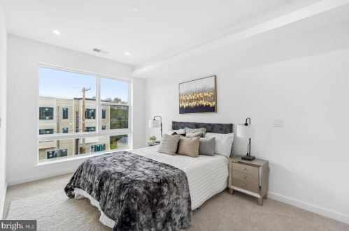 2527 Elvans Rd, Washington DC  20020-3508 exterior