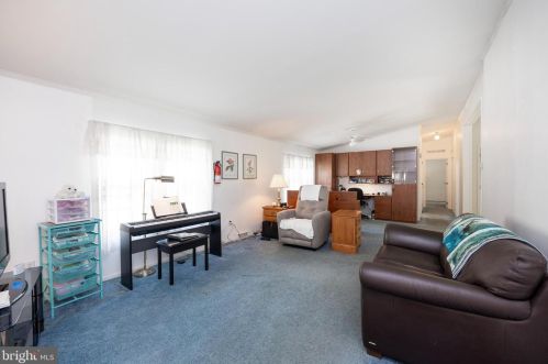 103 Carver Ln, Limerick, PA 19468-1455