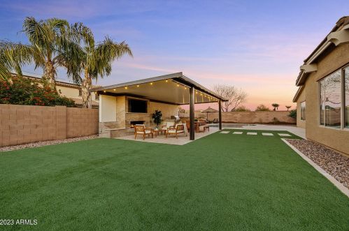 14 Blue Ridge Way, Chandler AZ  85248-5126 exterior