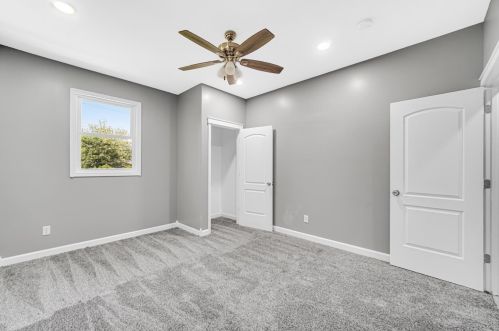 7000 1 Ave, Gary IN 46403-3904 exterior