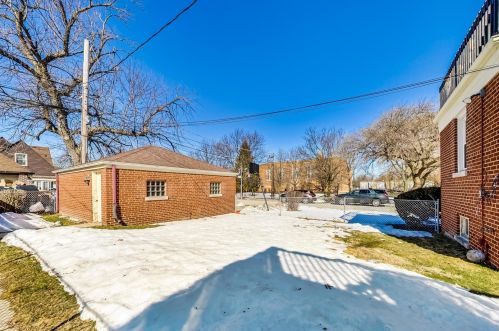 9300 Hamilton Ave, Chicago IL 60643-6311 exterior