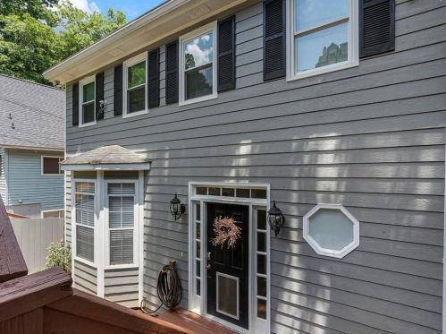 8474 Lake Dr, Lithonia GA  30039-6562 exterior