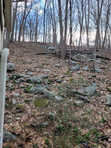 69 Grandview Dr, Ridgefield CT  06877-3013 exterior