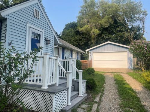 3025 Park St, Kalamazoo MI 49001-4776 exterior