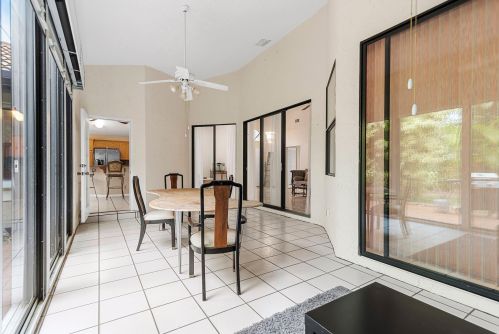 7279 Le Chalet Blvd, Boynton Beach FL 33472-5035 exterior