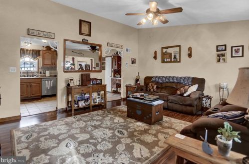 44 Arlene Dr, Hanover, PA 17331-9378