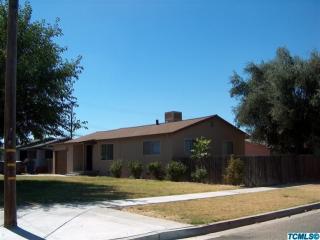800 King Ave, Tulare CA  93274-3638 exterior