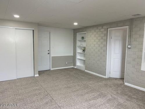 6844 33rd Ave, Phoenix AZ 85051-1201 exterior