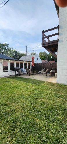 3625 Whitnall Ave, Milwaukee WI 53207-4461 exterior