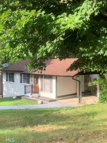 437 Fairlock Ln, Atlanta, GA 30331-1519