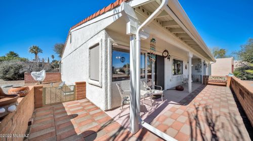 2052 Santa Carla Dr, Green Valley AZ 85614-1409 exterior