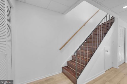 1803 Vly Ter, Washington DC 20032-4628 exterior