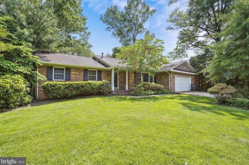 8011 Birnam Wood Dr, Mc Lean, VA 22102-2771