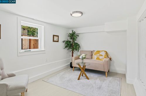 612 Stannage, Berkeley CA 94706-1640 exterior