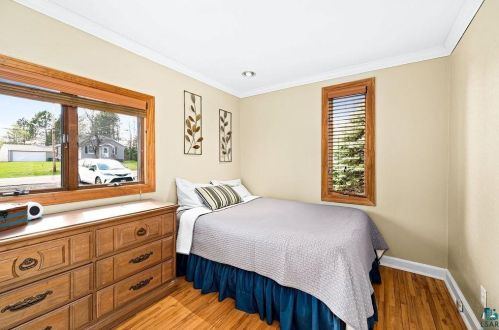 1702 Swan Lake Rd, Duluth MN 55811-4615 exterior