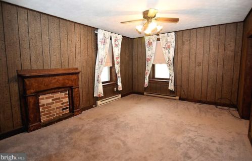 795 Abbottstown Pike, Hanover PA 17331-8235 exterior