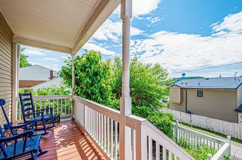 1740 Front St, Pittsburgh, PA 15215-2619