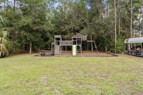 5811 Hidden Oaks Ln, Naples FL 34119-1140 exterior