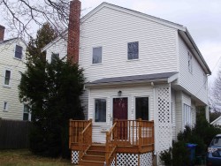 39 Carl St, Newton, MA 02461-1905
