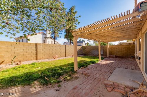 9443 44th St, Phoenix AZ 85032-3445 exterior