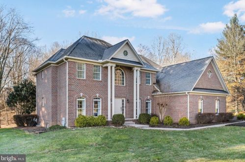 1614 Angleside Rd, Fallston, MD 21047-1744