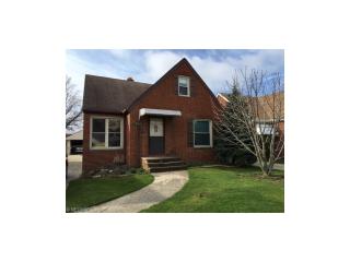 6011 Pelham Dr, Cleveland OH  44129-4639 exterior