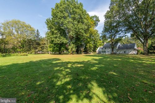 1786 Wrightstown Rd, Upper Makefield PA 18940-2814 exterior