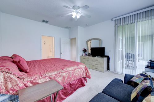 1672 Realty St, Fort Pierce FL 34987-2227 exterior