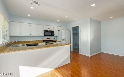 18822 13th Ave, Phoenix AZ 85027-5504 exterior