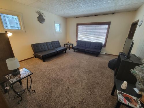 925 Lincoln Ave, Milwaukee WI  53207-1711 exterior