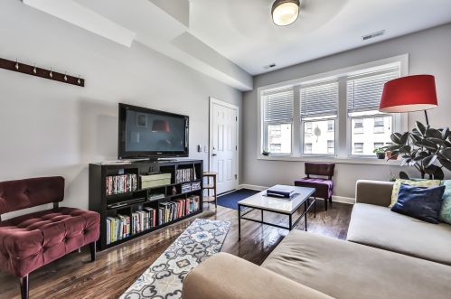 2335 Moffat St, Chicago IL 60647-4312 exterior