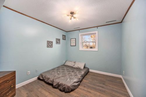 1819 Eloise Dr, Meskegon MI  49444-4013 exterior