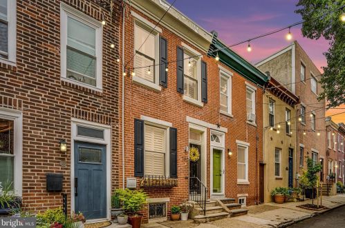 750 Bucknell St, Philadelphia PA  19130-2506 exterior