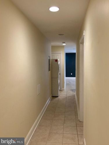 1112 Oates St, Washington, DC 20002-3824