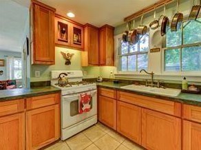 2503 10th St, Austin, TX 78702-3507