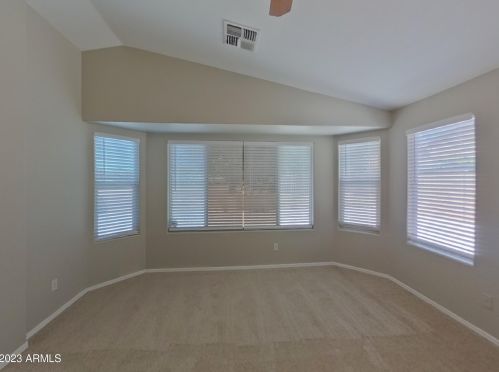 2518 66th Dr, Phoenix AZ  85043-8525 exterior