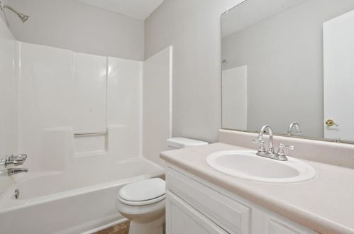 3918 Vly Brk Rd, Lithonia GA 30039-4280 exterior