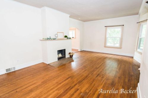 1302 Sherman St, Grand Rapids MI 49506-2613 exterior