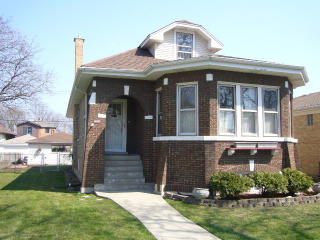 5239 Newcastle Ave, Chicago, IL 60638-1103